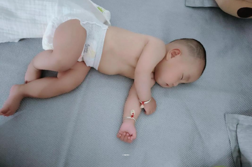 淮滨几个月宝宝会抬头