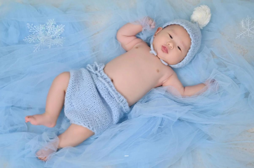 淮滨摸孕妇肚子沾喜气